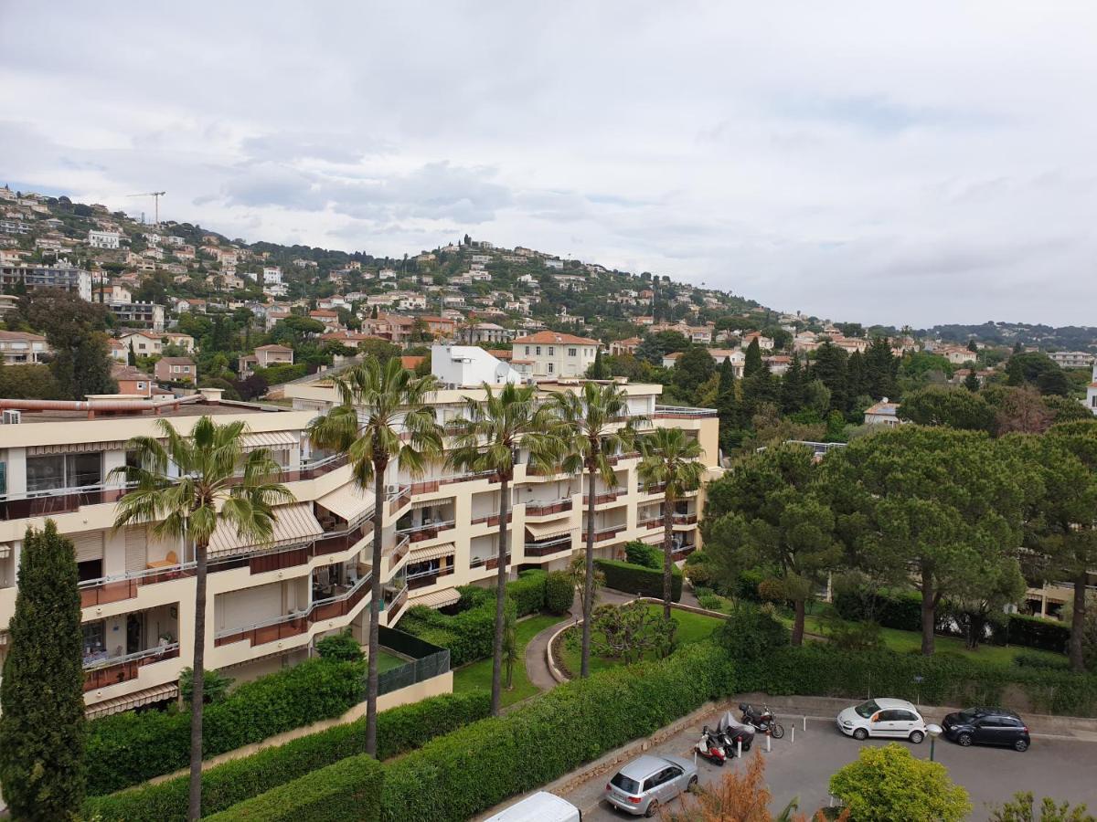 Appart L'Estivaliere Golfe-Juan Exteriör bild